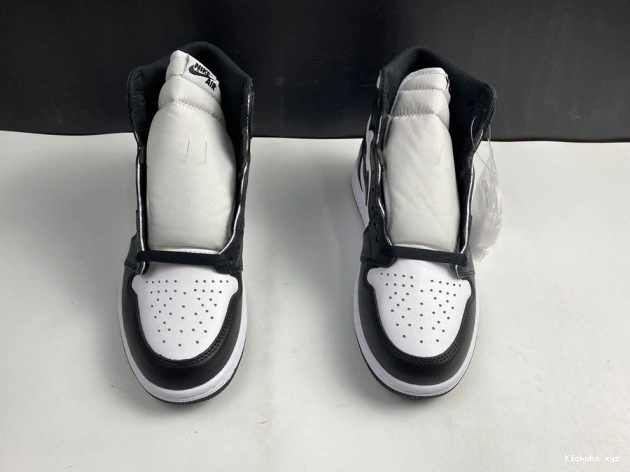 White (2014) 555088-010 Black Retro Air 1 Jordan 0806